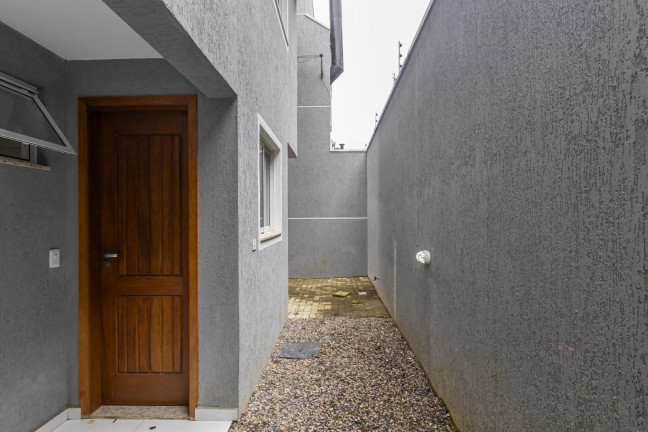 Imagem Casa com 2 Quartos à Venda, 138 m² em Xaxim - Curitiba