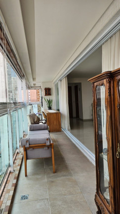 Imagem Apartamento com 4 Quartos à Venda, 200 m² em Gonzaga - Santos