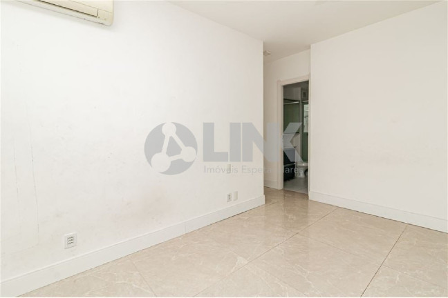 Imagem Apartamento com 2 Quartos à Venda, 65 m² em São Sebastião - Porto Alegre Imagem Apartamento com 2 Quartos à Venda, 65 m² em São Sebastião - Porto Alegre
