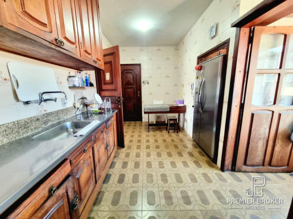 Imagem Apartamento com 3 Quartos à Venda, 147 m² em Várzea - Teresópolis