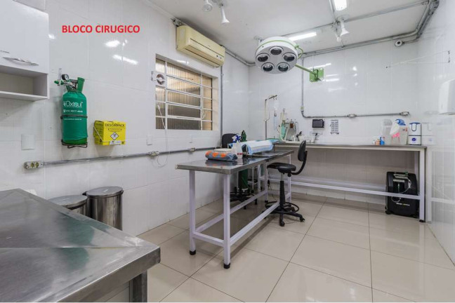 Imagem Imóvel Comercial à Venda, 300 m² em Vila Ipiranga - Porto Alegre Imagem Imóvel Comercial à Venda, 300 m² em Vila Ipiranga - Porto Alegre