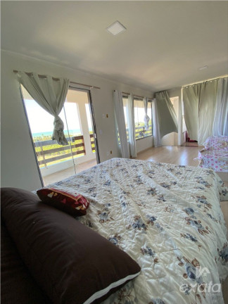 Imagem Sobrado com 3 Quartos à Venda, 300 m² em Praia Formosa - Aracruz