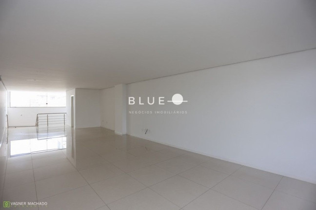Sala Comercial à Venda, 230 m² em Centro - Torres