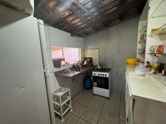 Imagem Casa com 3 Quartos à Venda, 166 m² em Jardim América - Goiânia