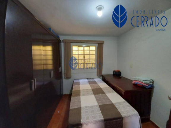 Imagem Casa com 3 Quartos à Venda, 150 m² em Vila Jussara - Anápolis