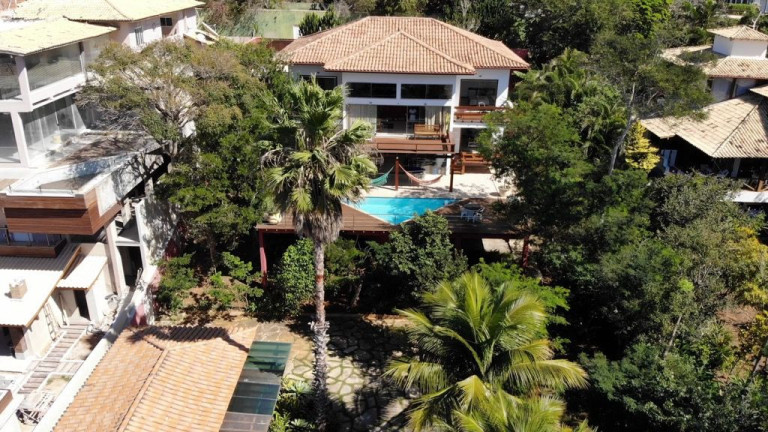 Imagem Casa com 6 Quartos à Venda, 500 m² em Ferradura - Armação Dos Búzios Imagem Casa com 6 Quartos à Venda, 500 m² em Ferradura - Armação Dos Búzios