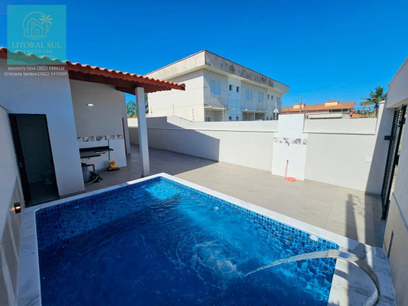 Casa com 3 Quartos à Venda, 175 m² em Bopiranga - Itanhaém