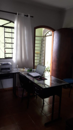 Imagem Casa com 3 Quartos à Venda, 385 m² em Madureira - Bauru Imagem Casa com 3 Quartos à Venda, 385 m² em Madureira - Bauru