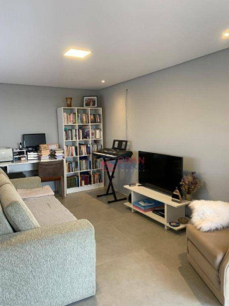 Imagem Casa com 3 Quartos à Venda, 282 m² em Santa Cândida - Curitiba Imagem Casa com 3 Quartos à Venda, 282 m² em Santa Cândida - Curitiba