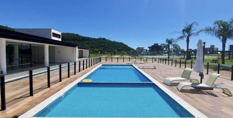 Imagem Terreno à Venda, 474 m² em Ingleses Do Rio Vermelho - Florianópolis Imagem Terreno à Venda, 474 m² em Ingleses Do Rio Vermelho - Florianópolis