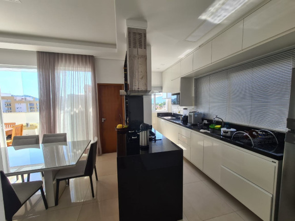 Imagem Apartamento com 3 Quartos à Venda, 110 m² em Centro - Ubatuba