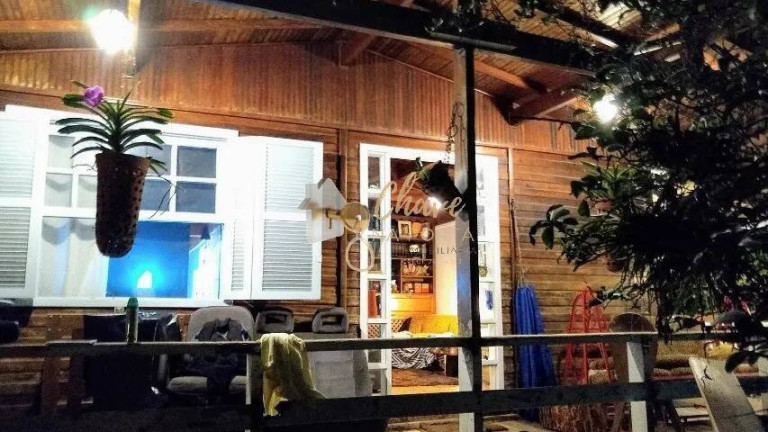 Casa com 2 Quartos à Venda, 1.600 m² em Jardim Riviera - São Paulo