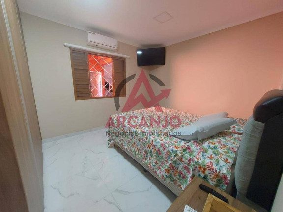 Imagem Casa com 3 Quartos à Venda, 146 m² em Centro - Ubatuba Imagem Casa com 3 Quartos à Venda, 146 m² em Centro - Ubatuba