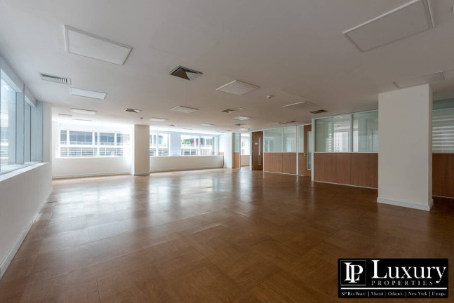 Imóvel Comercial à Venda, 356 m² em Bela Vista - São Paulo