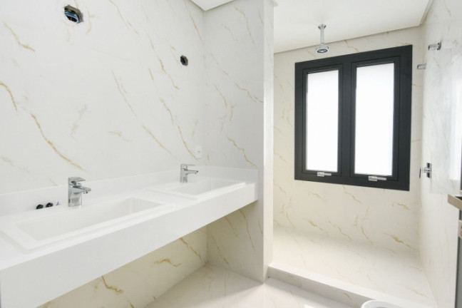 Imagem Apartamento com 4 Quartos à Venda, 319 m² em Planalto - Gramado