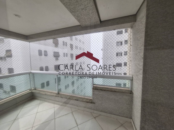 Apartamento com 3 Quartos à Venda, 138 m² em Vila Alzira - Guarujá