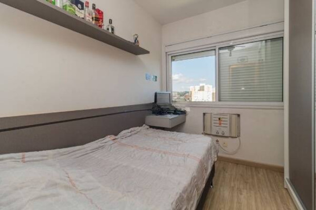 Imagem Apartamento com 3 Quartos à Venda, 81 m² em Porto Alegre
