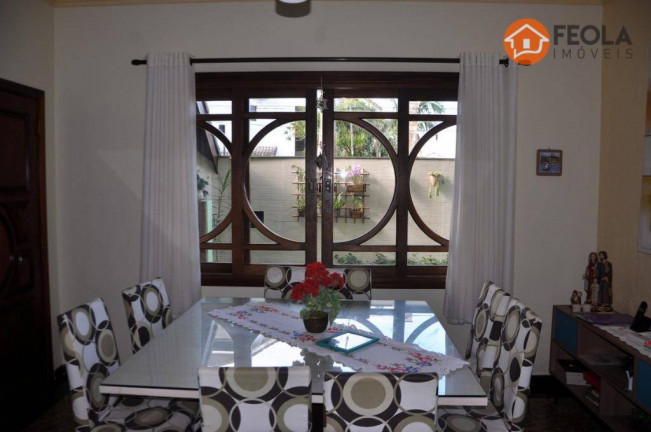 Imagem Casa com 6 Quartos à Venda, 331 m² em Cidade Balneária Peruibe-scipel - Peruíbe Imagem Casa com 6 Quartos à Venda, 331 m² em Cidade Balneária Peruibe-scipel - Peruíbe