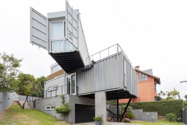 Imagem Casa com 3 Quartos à Venda, 333 m² em Teresópolis - Porto Alegre