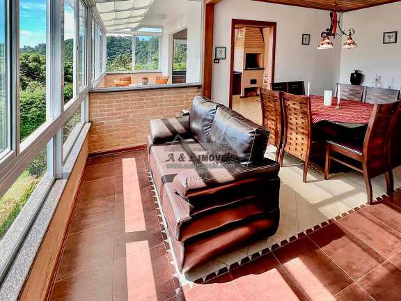 Imagem Casa com 3 Quartos à Venda, 189 m² em Alto Boa Vista - Campos Do Jordão Imagem Casa com 3 Quartos à Venda, 189 m² em Alto Boa Vista - Campos Do Jordão