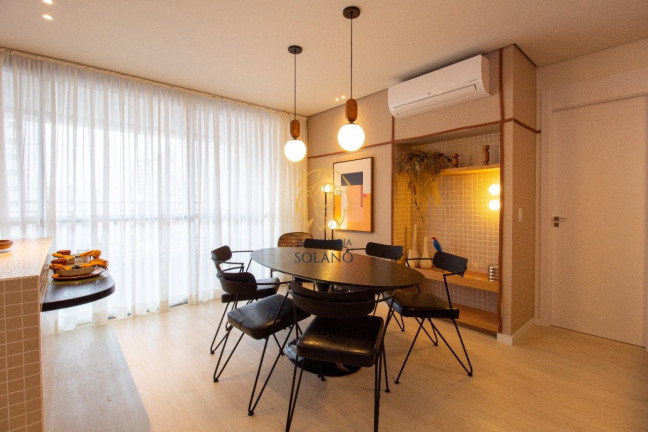 Imagem Apartamento com 3 Quartos à Venda, 215 m² em Centro - Curitiba