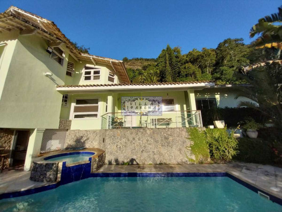 Imóvel com 6 Quartos à Venda, 300 m² em Piratininga - Niterói