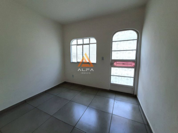 Imagem Casa com 3 Quartos à Venda, 84 m²
