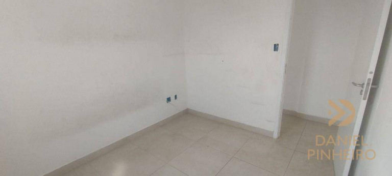 Imagem Apartamento com 2 Quartos à Venda, 63 m² em Vila Guilhermina - Praia Grande
