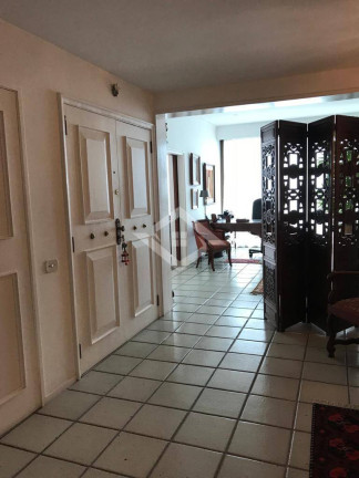 Imagem Apartamento com 4 Quartos à Venda, 304 m² em Copacabana - Rio De Janeiro Imagem Apartamento com 4 Quartos à Venda, 304 m² em Copacabana - Rio De Janeiro