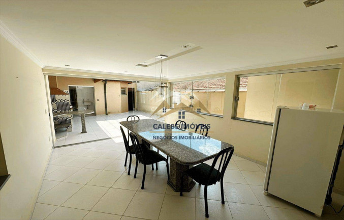 Imagem Sobrado com 5 Quartos à Venda, 295 m² em Vila Santa Luzia - Tatuí Imagem Sobrado com 5 Quartos à Venda, 295 m² em Vila Santa Luzia - Tatuí