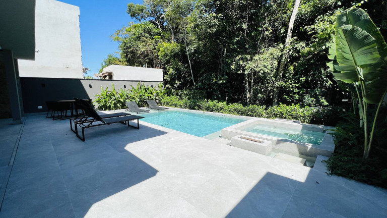 Imagem Casa com 6 Quartos à Venda, 380 m² em Riviera De São Lourenço - Bertioga Imagem Casa com 6 Quartos à Venda, 380 m² em Riviera De São Lourenço - Bertioga