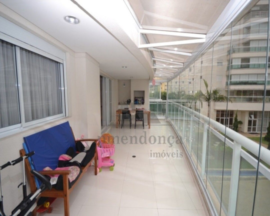 Apartamento com 3 Quartos à Venda, 155 m² em Vila Romana - São Paulo