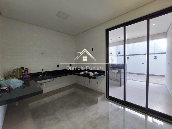 Imagem Casa de Condomínio com 3 Quartos à Venda, 162 m² em Condomínio Residencial Flores - Votorantim Imagem Casa de Condomínio com 3 Quartos à Venda, 162 m² em Condomínio Residencial Flores - Votorantim