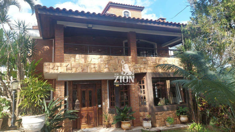 Casa com 4 Quartos à Venda, 550 m² em Cantareira - Mairiporã