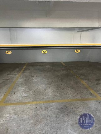 Imagem Cobertura com 3 Quartos à Venda, 180 m² em Centro - Balneário Camboriú