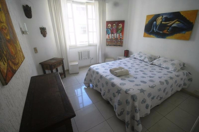Imagem Apartamento com 2 Quartos para Temporada, 65 m² em Copacabana - Rio De Janeiro