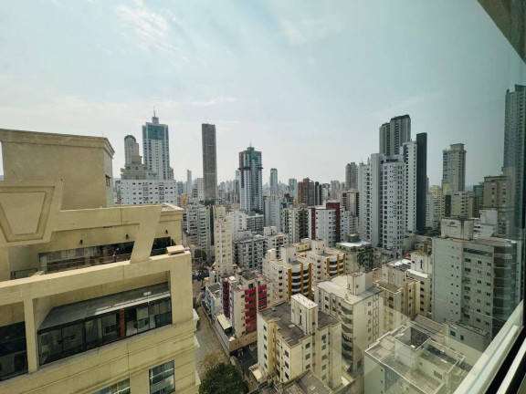 Imagem Apartamento com 4 Quartos para Alugar, 140 m² em Centro - Balneário Camboriú Imagem Apartamento com 4 Quartos para Alugar, 140 m² em Centro - Balneário Camboriú