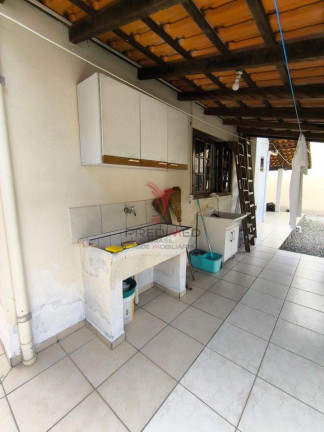 Imagem Casa com 3 Quartos à Venda, 171 m² em Centro - Penha Imagem Casa com 3 Quartos à Venda, 171 m² em Centro - Penha