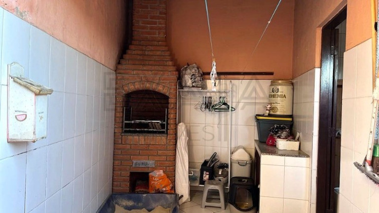 Imagem Casa com 3 Quartos à Venda, 180 m² em Parque Ipê - São Paulo