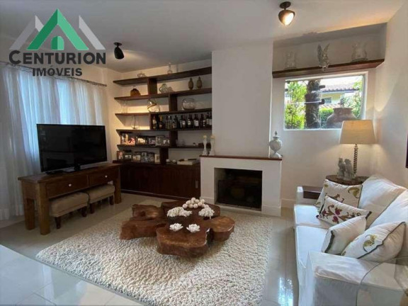 Casa com 3 Quartos à Venda, 334 m² em Vila Santo Antônio - Cotia