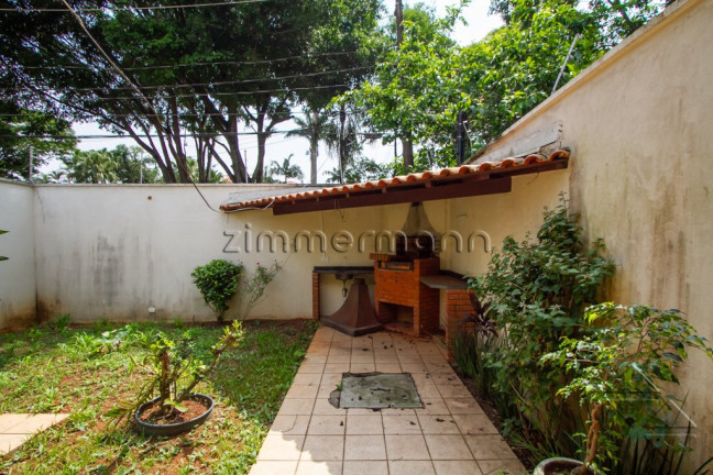 Casa com 3 Quartos à Venda, 492 m² em Alto De Pinheiros - São Paulo