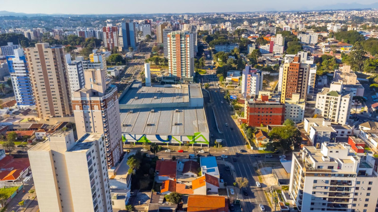 Imagem Terreno à Venda, 343 m² em Cabral - Curitiba Imagem Terreno à Venda, 343 m² em Cabral - Curitiba