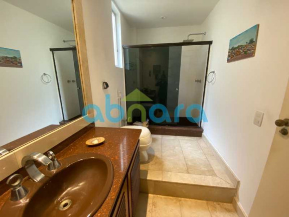 Imagem Cobertura com 2 Quartos à Venda, 200 m² em Copacabana - Rio De Janeiro
