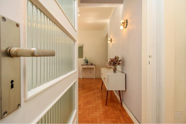 Imagem Apartamento com 2 Quartos à Venda, 96 m² em Centro Histórico - Porto Alegre