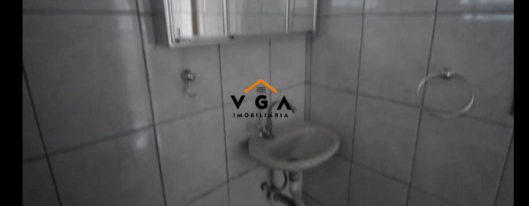 Imagem Casa com 2 Quartos à Venda, 220 m² em Vila Carmosina - São Paulo