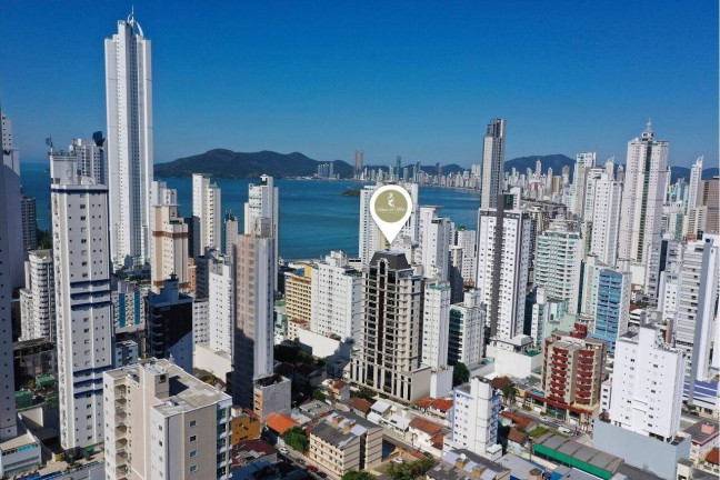Imagem Apartamento com 3 Quartos à Venda, 110 m² em Pioneiros - Balneário Camboriú Imagem Apartamento com 3 Quartos à Venda, 110 m² em Pioneiros - Balneário Camboriú