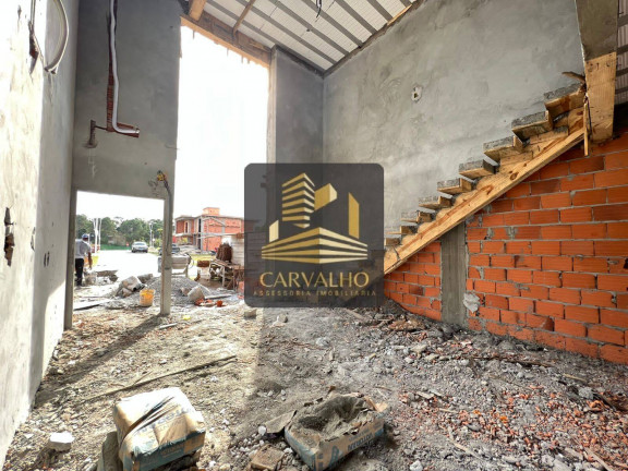 Imagem Casa com 3 Quartos à Venda, 420 m² em São João Do Rio Vermelho - Florianópolis Imagem Casa com 3 Quartos à Venda, 420 m² em São João Do Rio Vermelho - Florianópolis