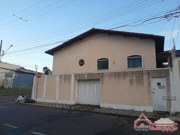 Casa com 3 Quartos à Venda, 247 m² em Centro - Jacareí