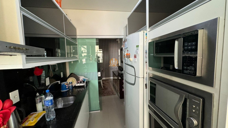Imagem Imóvel com 3 Quartos à Venda, 213 m² em Pioneiros - Balneário Camboriú