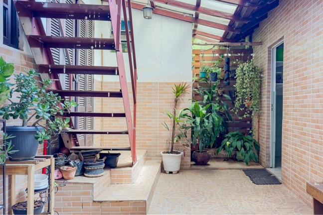 Imagem Casa com 2 Quartos à Venda, 200 m² em Santa Maria Goretti - Porto Alegre Imagem Casa com 2 Quartos à Venda, 200 m² em Santa Maria Goretti - Porto Alegre
